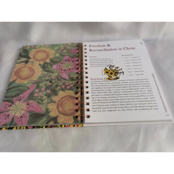 A Beautiful Year in the Bible: The 52-Week Bible Study for Women - Picture 6 of 9